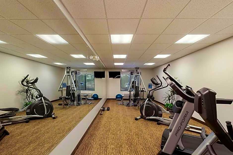 Best Western Douglas Inn & Suites