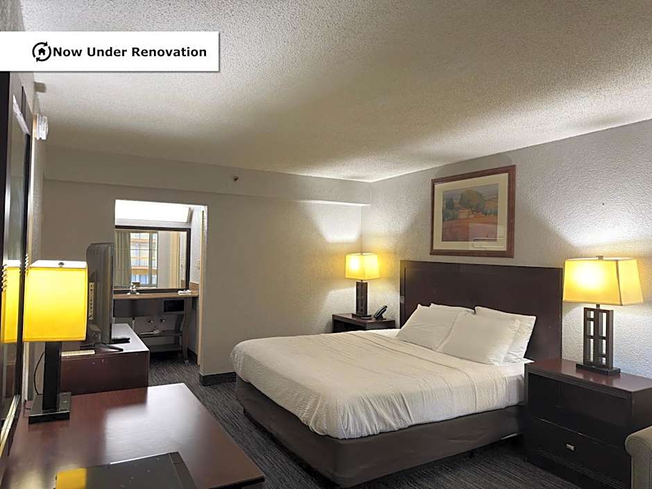 The Lodge Hotel and Banquets