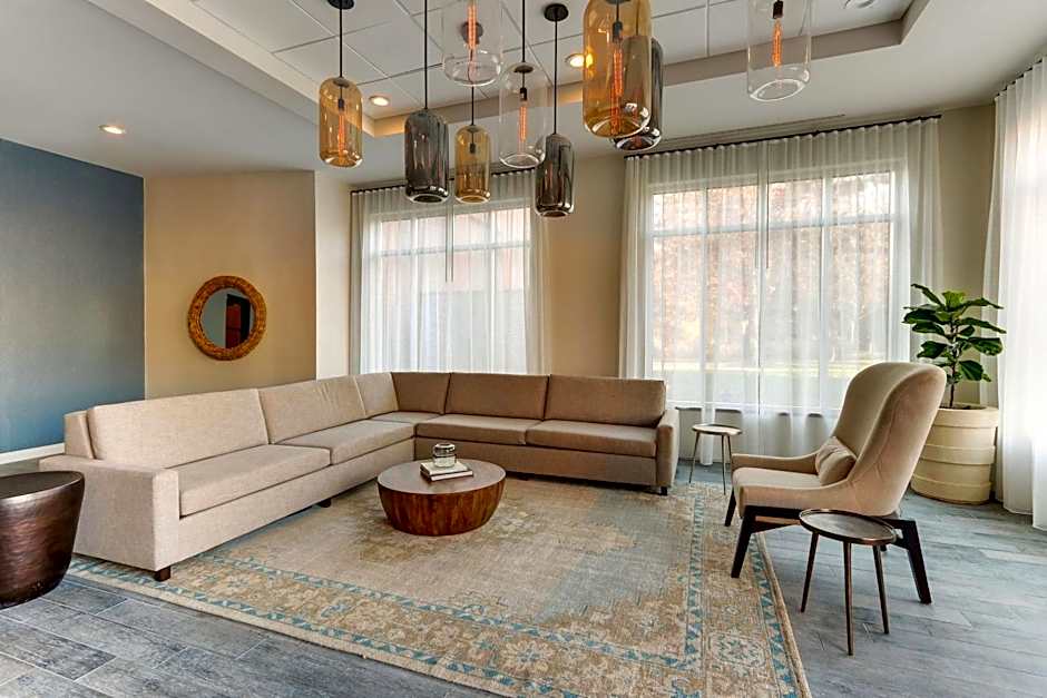 The Chattanoogan Hotel, Curio Collection By Hilton