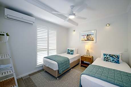 Waterfront Apartment Ground