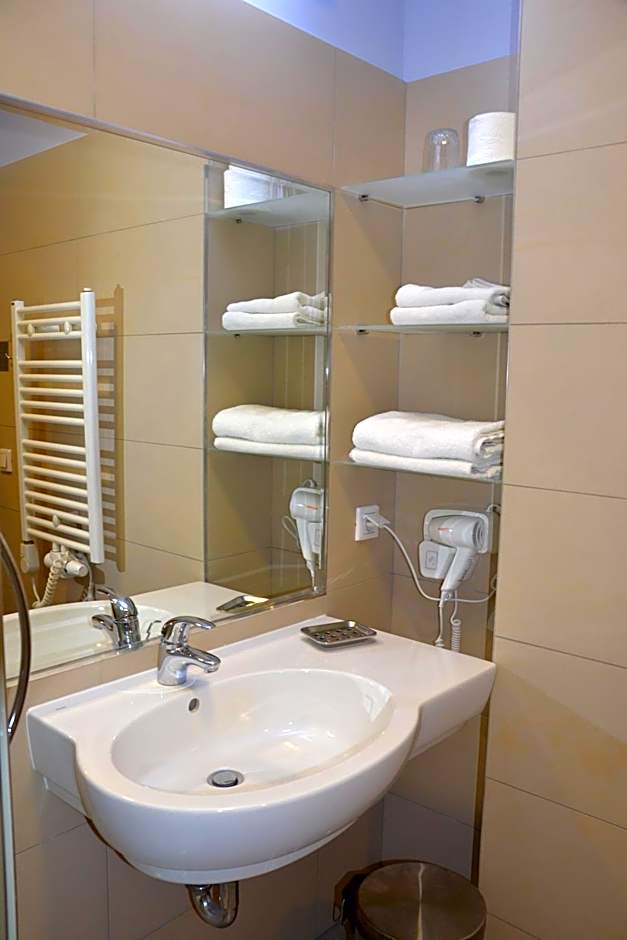 Hotel Kolna - darmowy parking, basen w cenie