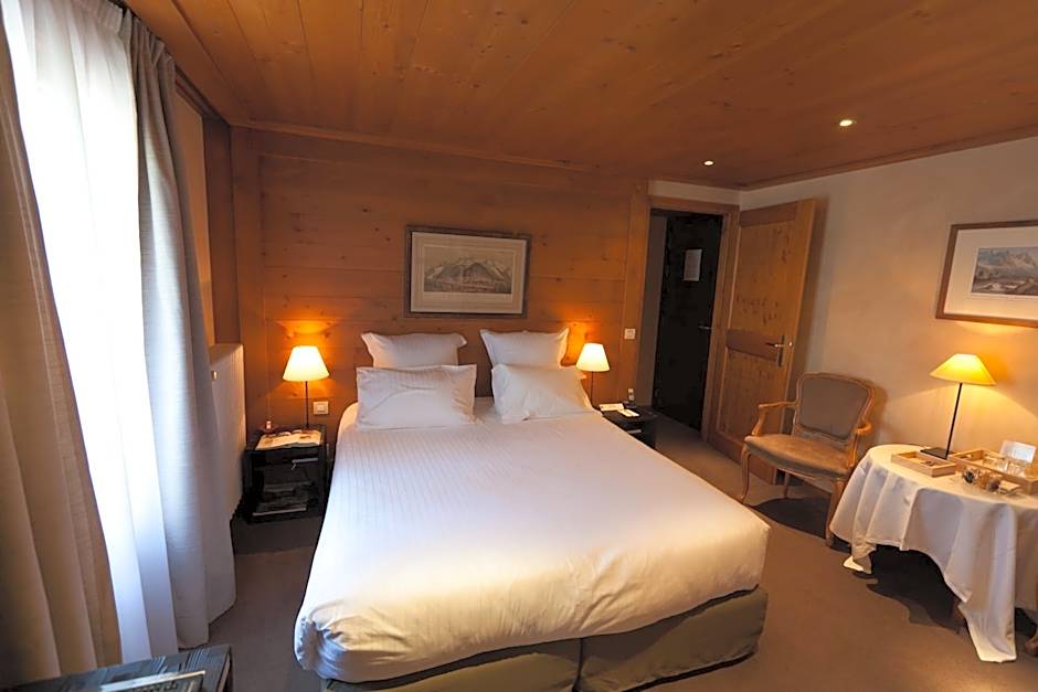 Photo 1 of 3 of Small Double Room - Albert 1er