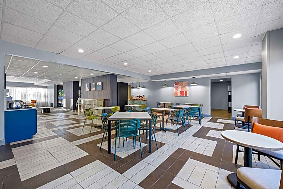 Spark by Hilton Tuscaloosa University