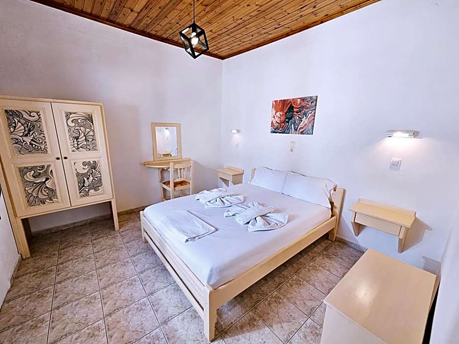 Pavlis Studios Kampos