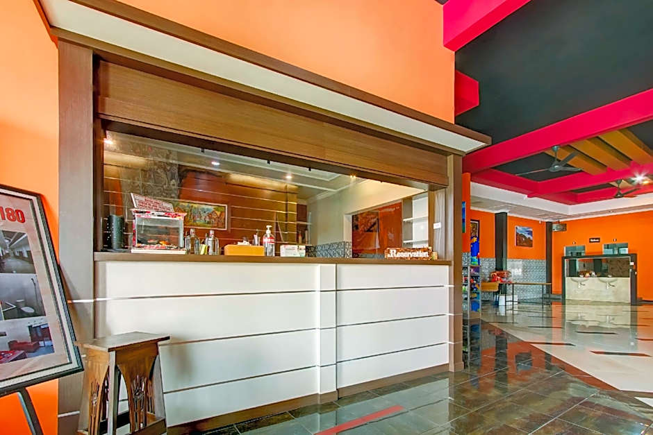 Capital O 90151 Guest House 180