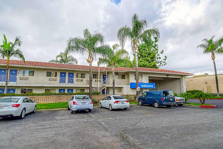 Motel 6 Chino, CA