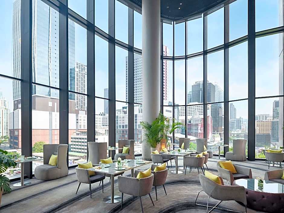 Novotel Bangkok Platinum Hotel