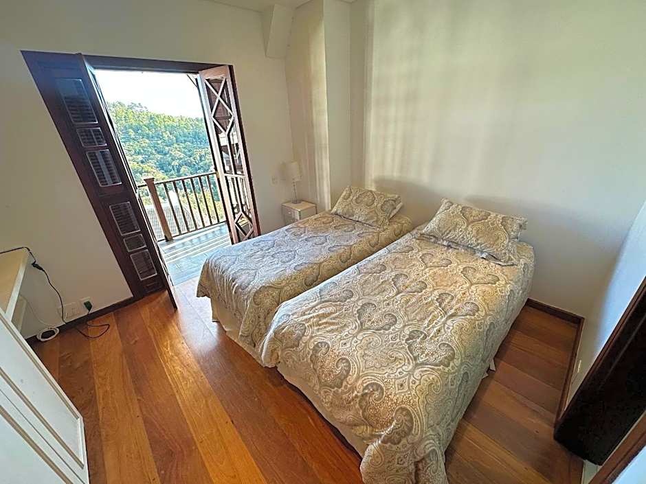 Beautiful Duplex in Campos do Jordão