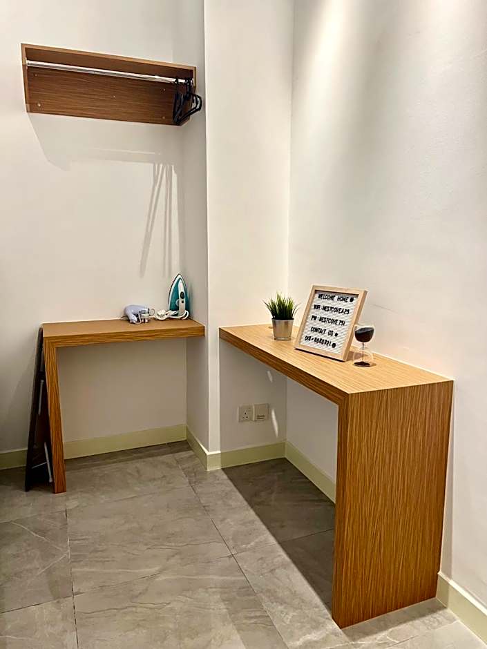 Imperio Residences Private Bathtub or Jacuzzi by Nestcove