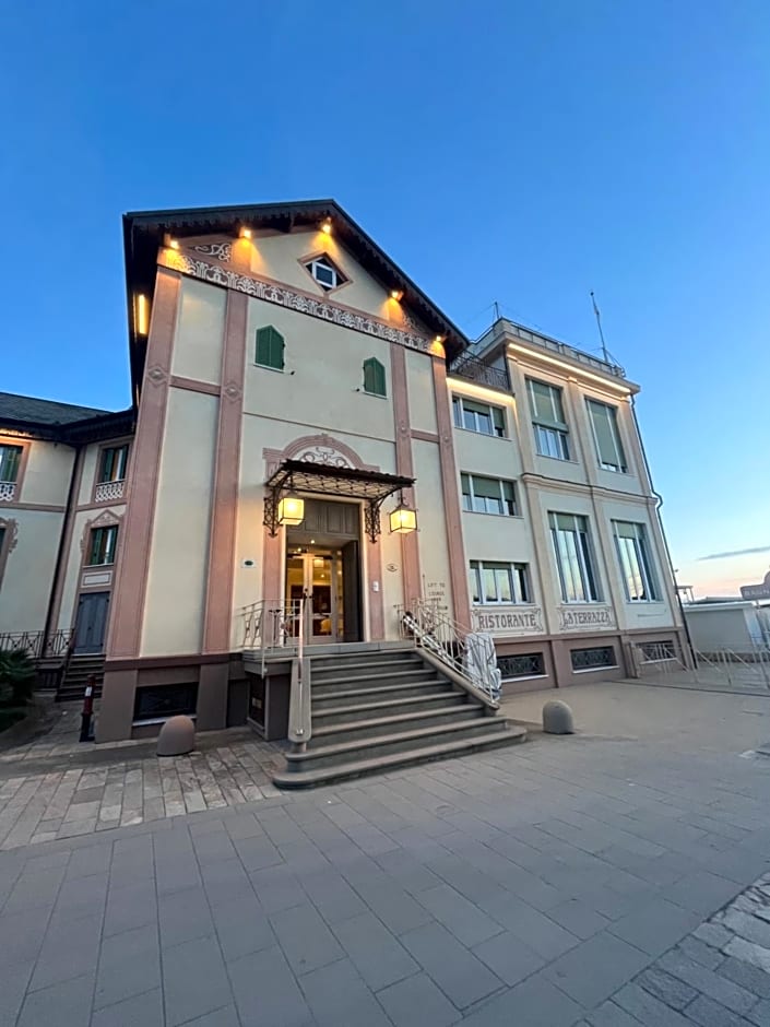 Suite Hotel Nettuno
