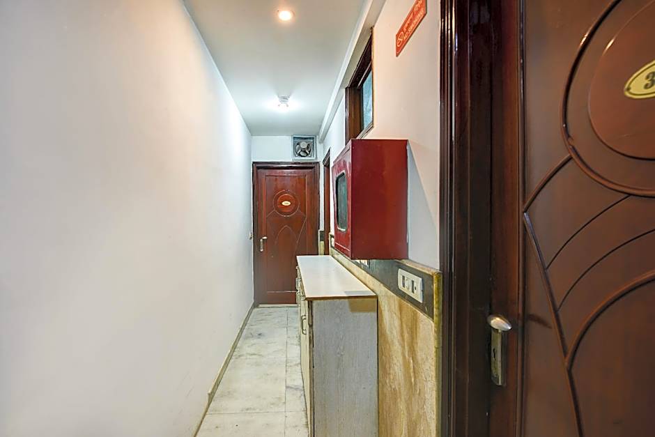 Chanchal Deluxe Hotel