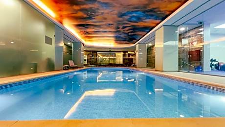 VIP Executive Entrecampos - Hotel & Conference