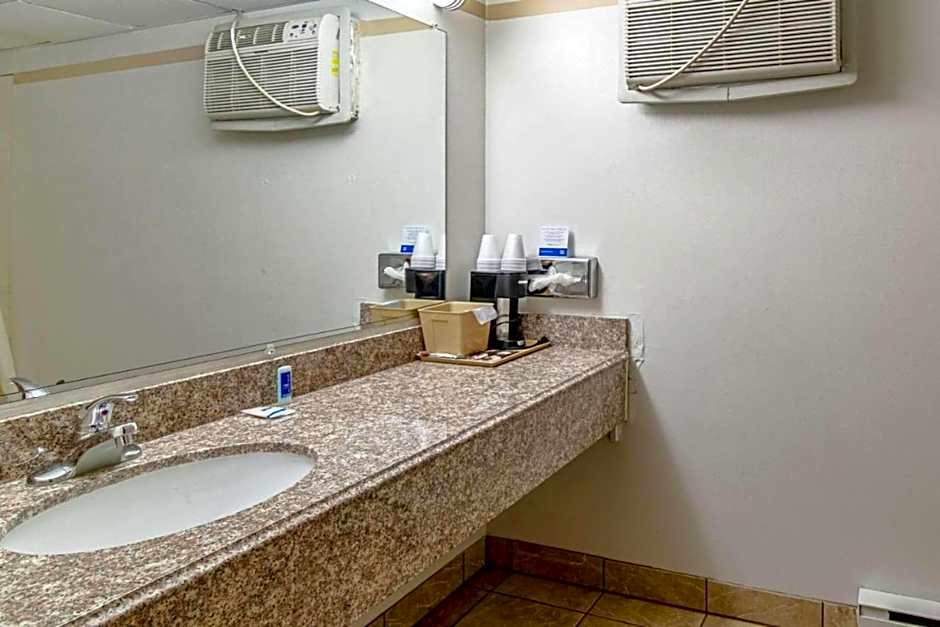 Devils Lake Inn By OYO Near Devils Lake Regional Airport