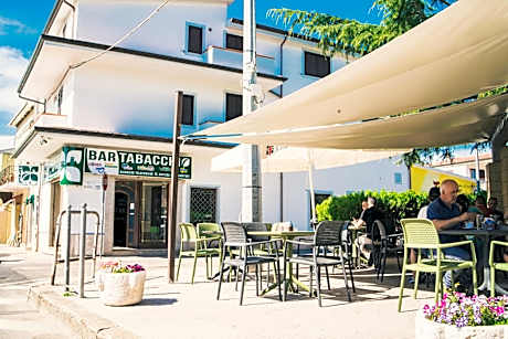 Sale Hotel