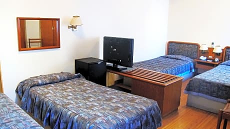 Quadruple standard room