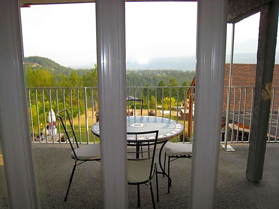 Days Inn by Wyndham Golden