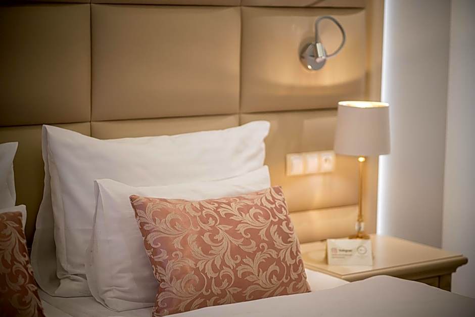 Golden Key Boutique Hotel