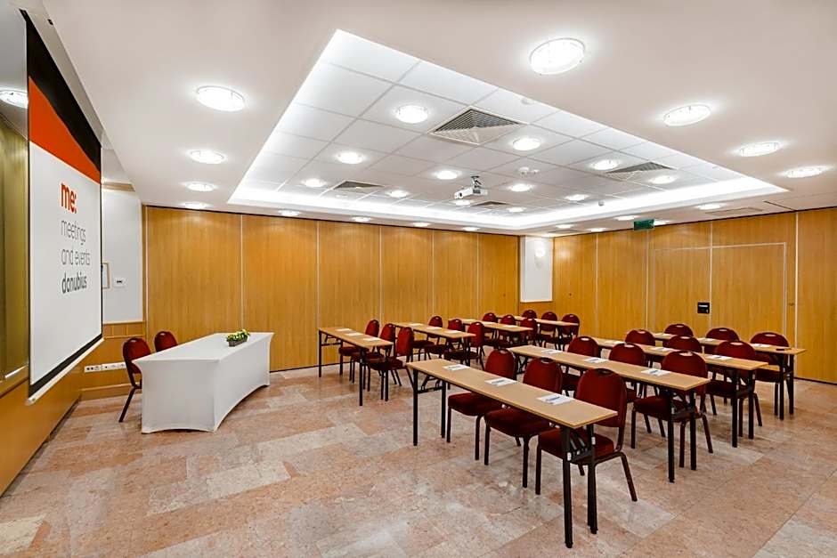 Danubius Hotel Arena