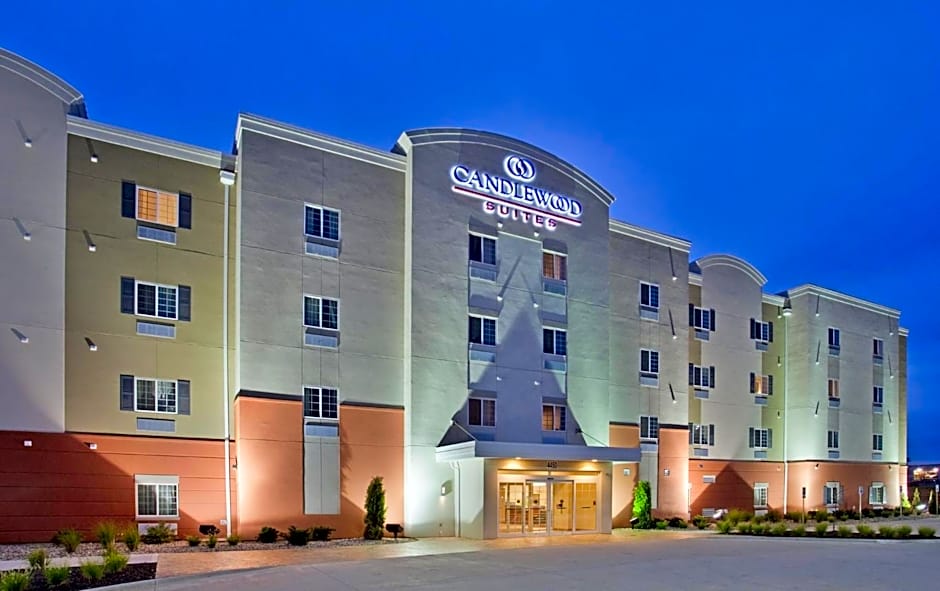Photo 1 of 50 of Candlewood Suites Kansas City Northeast By IHG