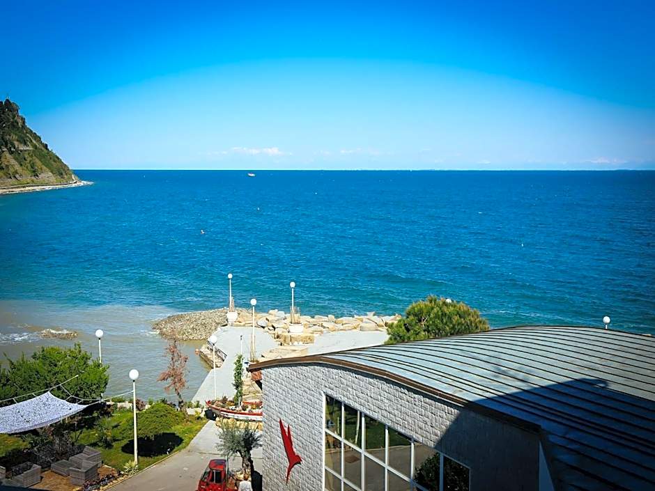 Barbara Piran Beach Hotel
