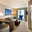 Hilton Chicago/Magnificent Mile Suites