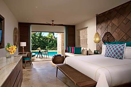 Preferred Club Junior Suite Swimout King