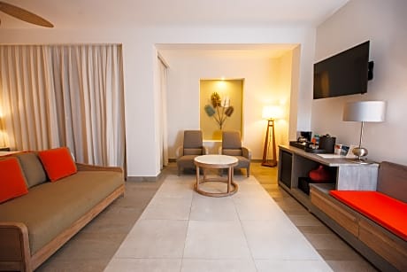 PRIVILEGED DELUXE DOUBLE