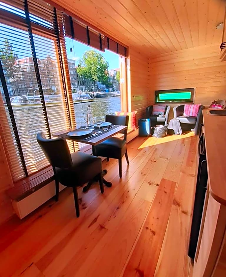 Mar&Mar Houseboat Studio