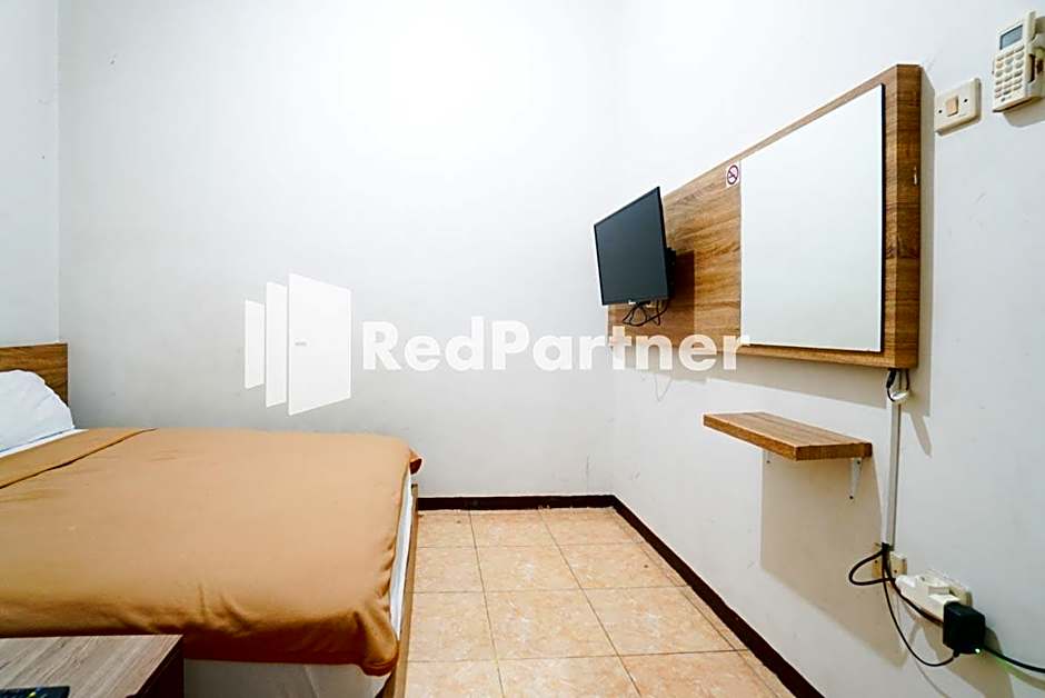 Bright Residence near ITC Mangga Dua Mitra RedDoorz