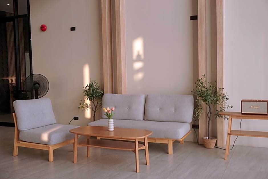 The Way Hotel Ban Pong