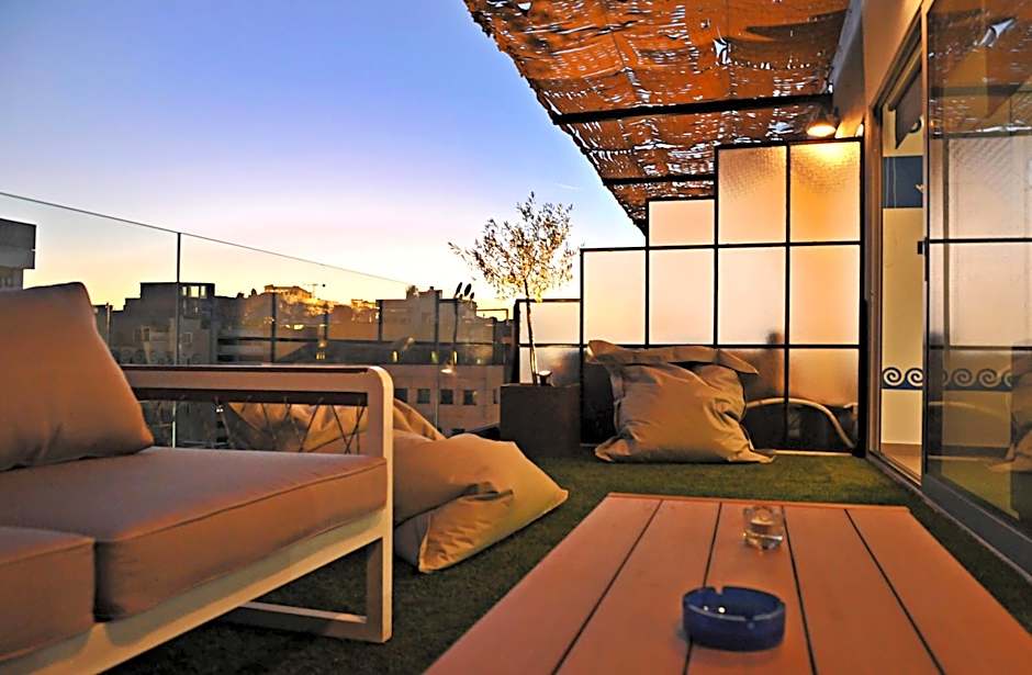 The Athenians Modern Apartments