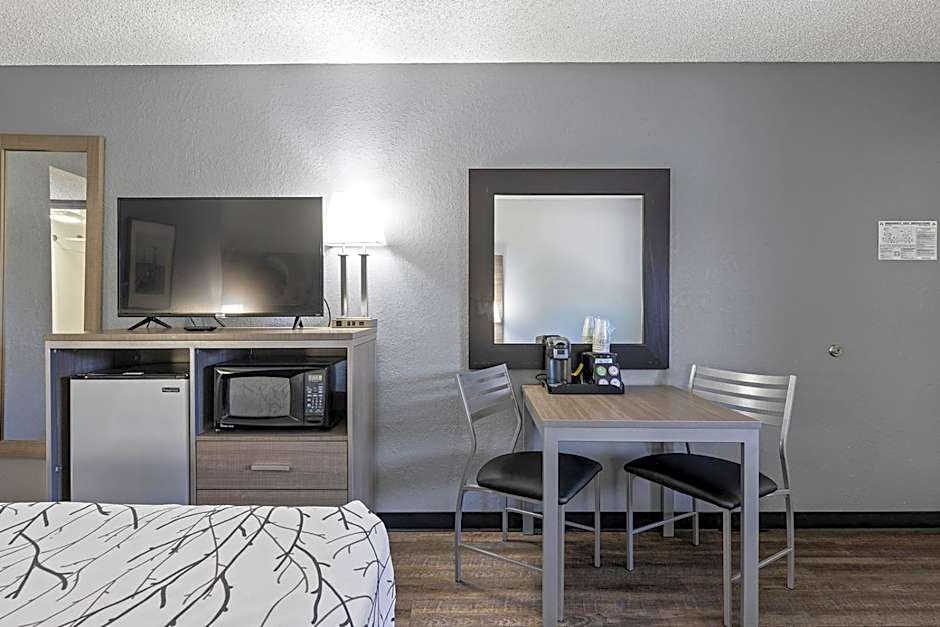GreenTree Inn Prescott Valley