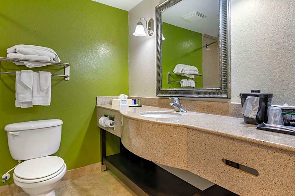 Sleep Inn & Suites Brunswick North