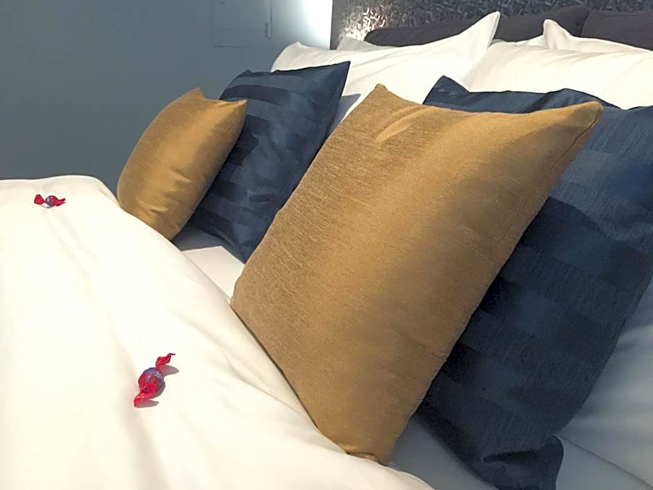 Pink Grapefruit City Condo