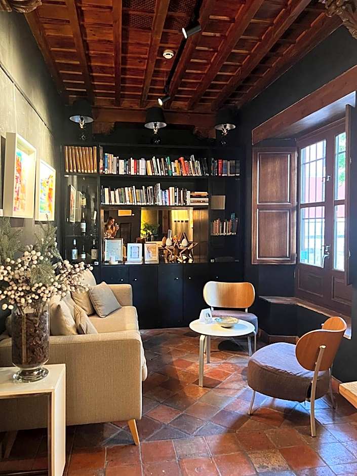 Gar Anat Hotel Boutique