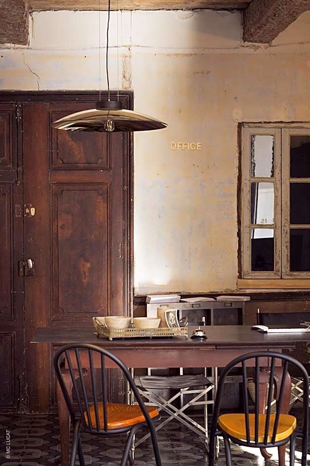 Le 19-21 - Un amour d'hotel