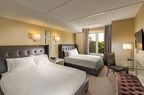 Deluxe Room with Two Beds, Waterside - Includes $45 in resort activity dollars