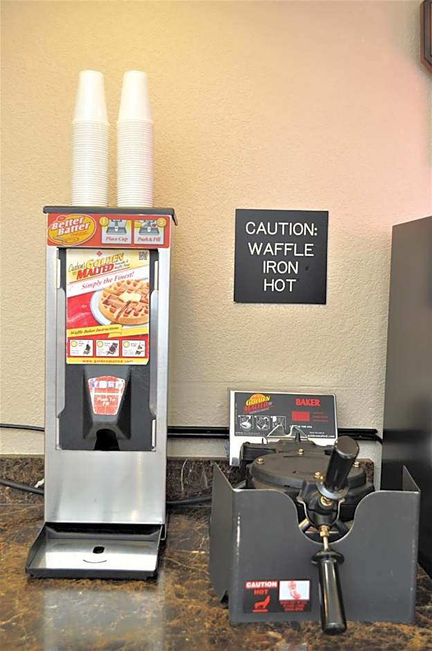 Super 8 by Wyndham Clearfield