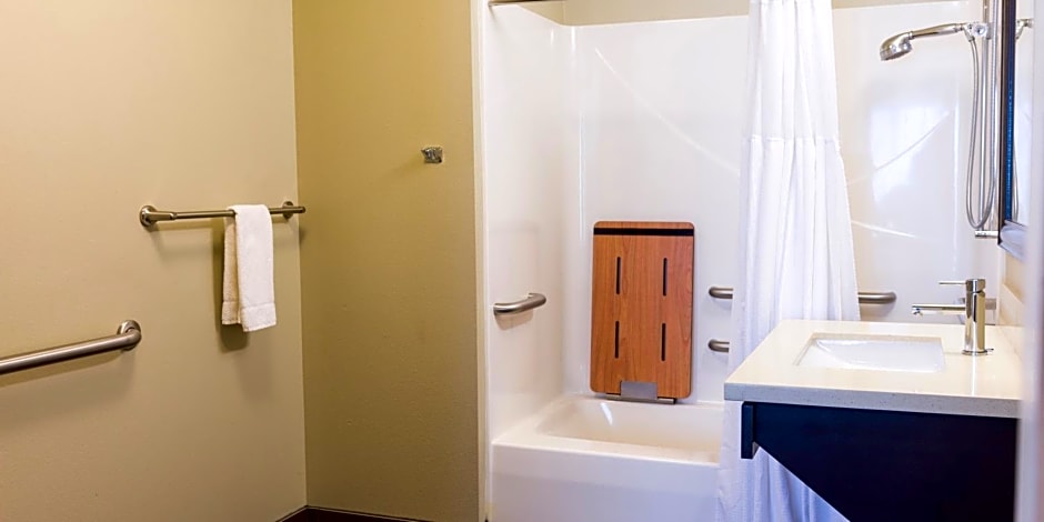 Staybridge Suites Fargo, an IHG Hotel