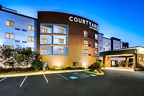 Courtyard by Marriott Auburn