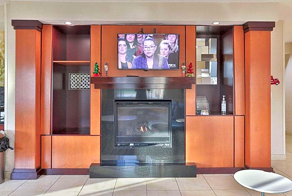 Comfort Inn & Suites