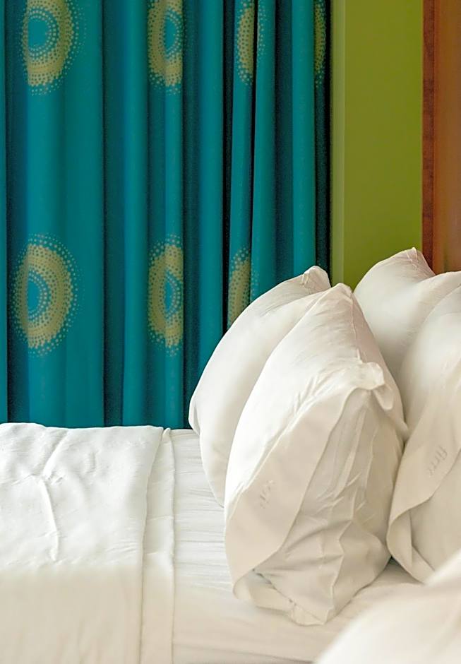 Holiday Inn & Suites Virginia Beach - North Beach By IHG