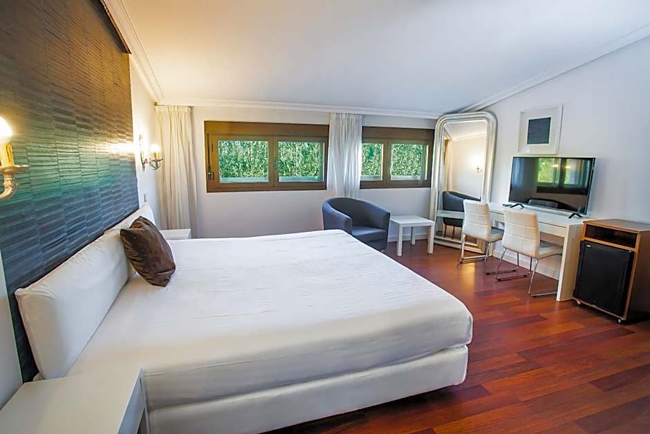 Hotel Conde Rodrigo II by eme hoteles