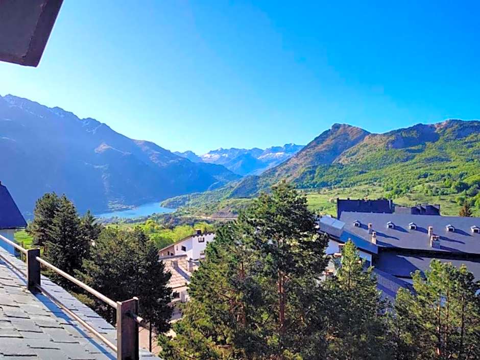 Apartamentos Midi 3000