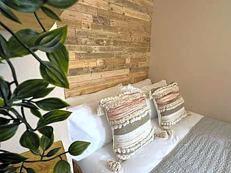 Aggie Beach Apartment