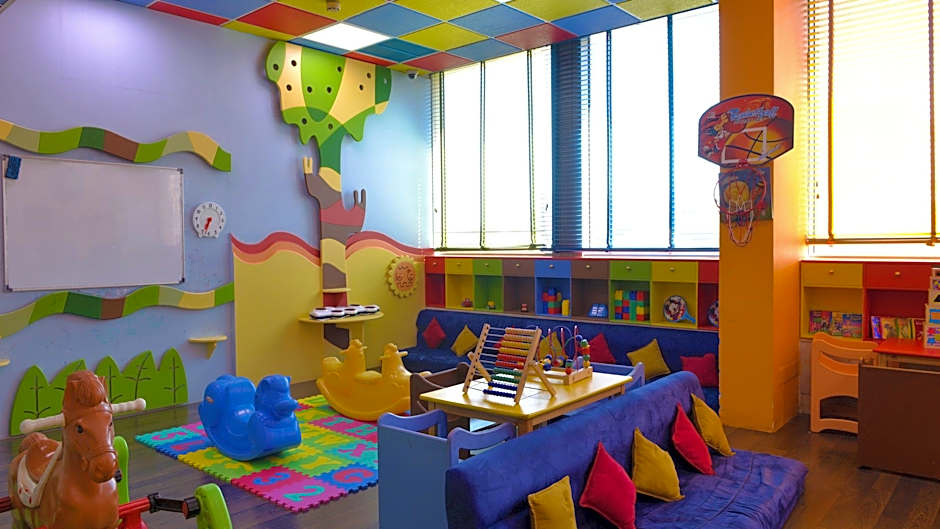 Holiday Inn Kuwait Al Thuraya City By IHG