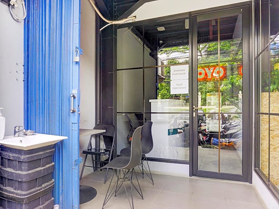 OYO 1805 Fatmawati Mansion Syariah