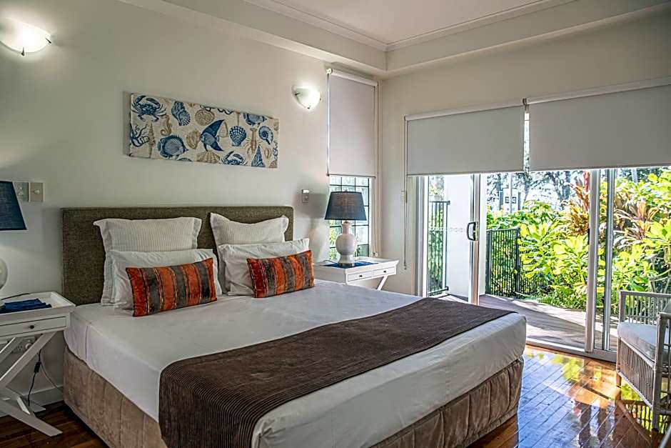Beaches Port Douglas Holiday Apartments Book Here With The Onsite Reception Team