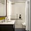 Hilton Motif Seattle