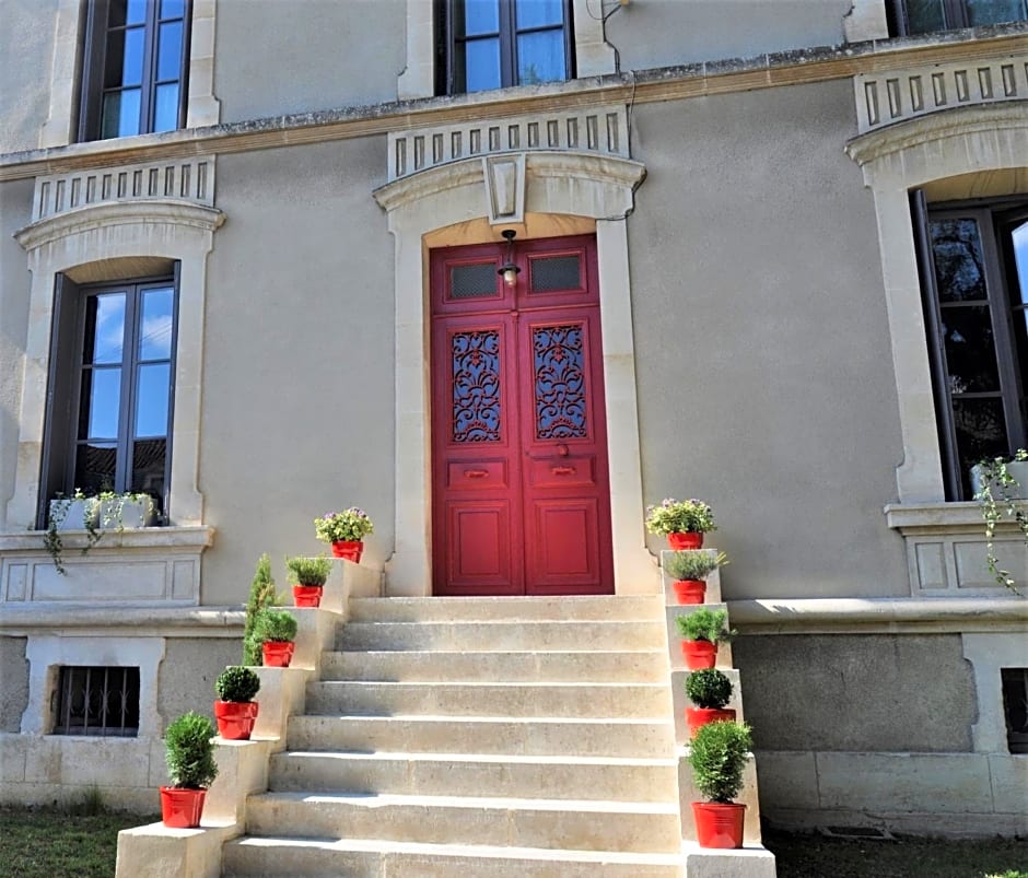 Chambres d'Hôtes Maison La Porte Rouge